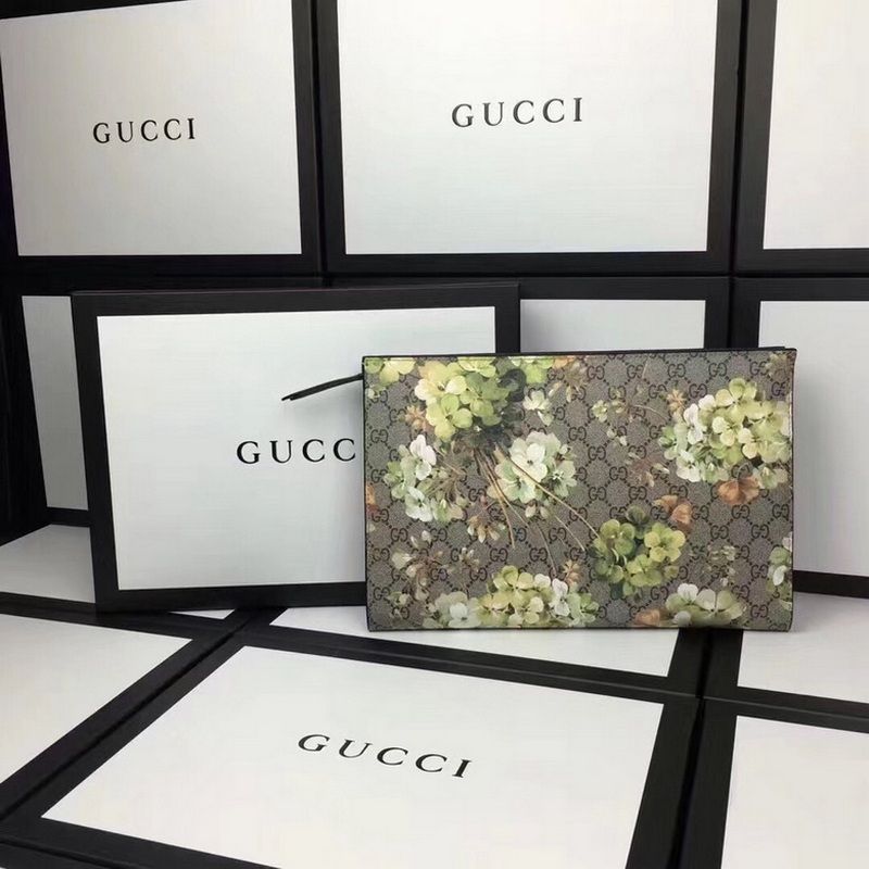 Gucci Handbags 293